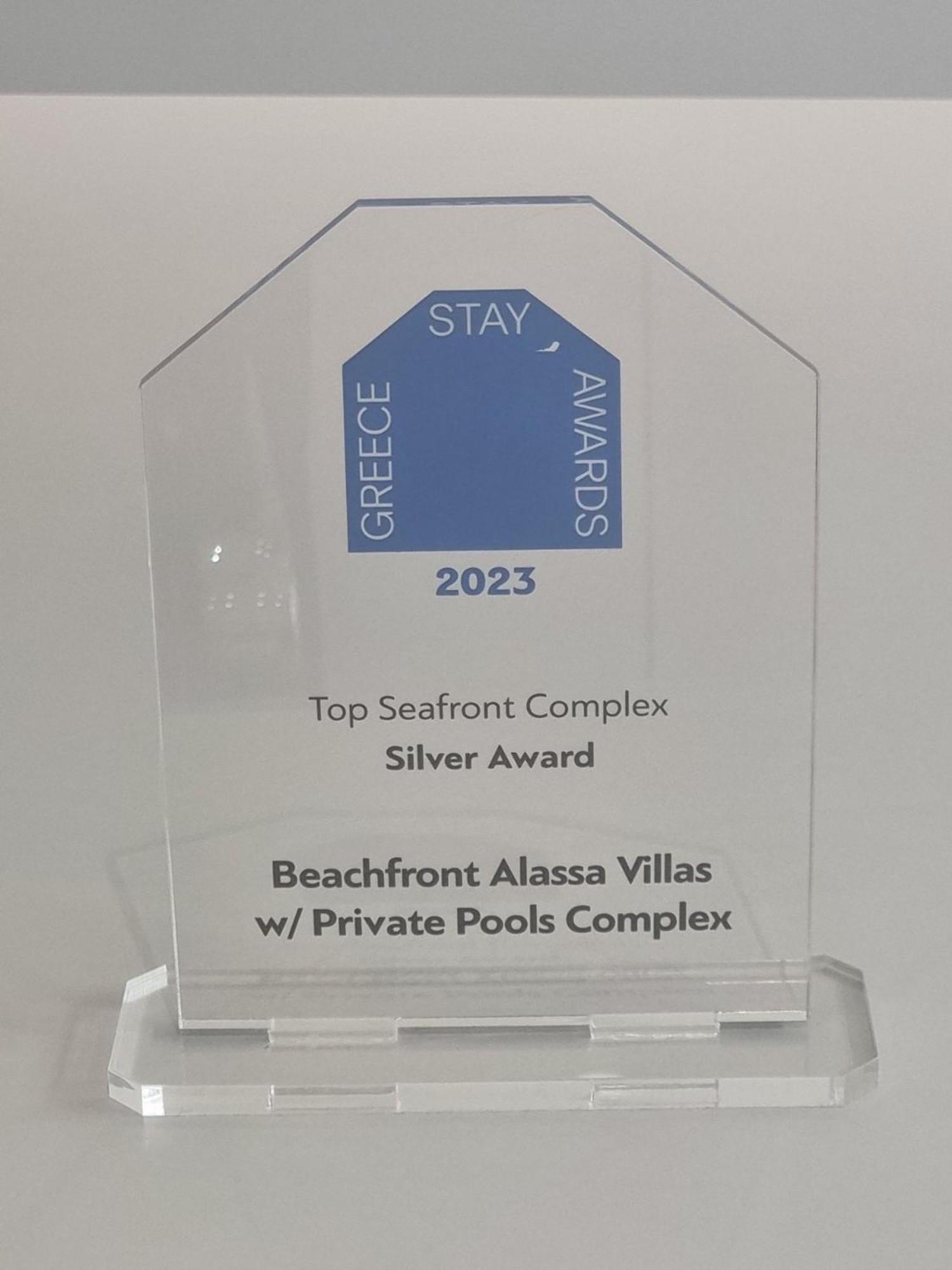 Beachfront Alassa Villas With Private Pools Kotronion  ภายนอก รูปภาพ
