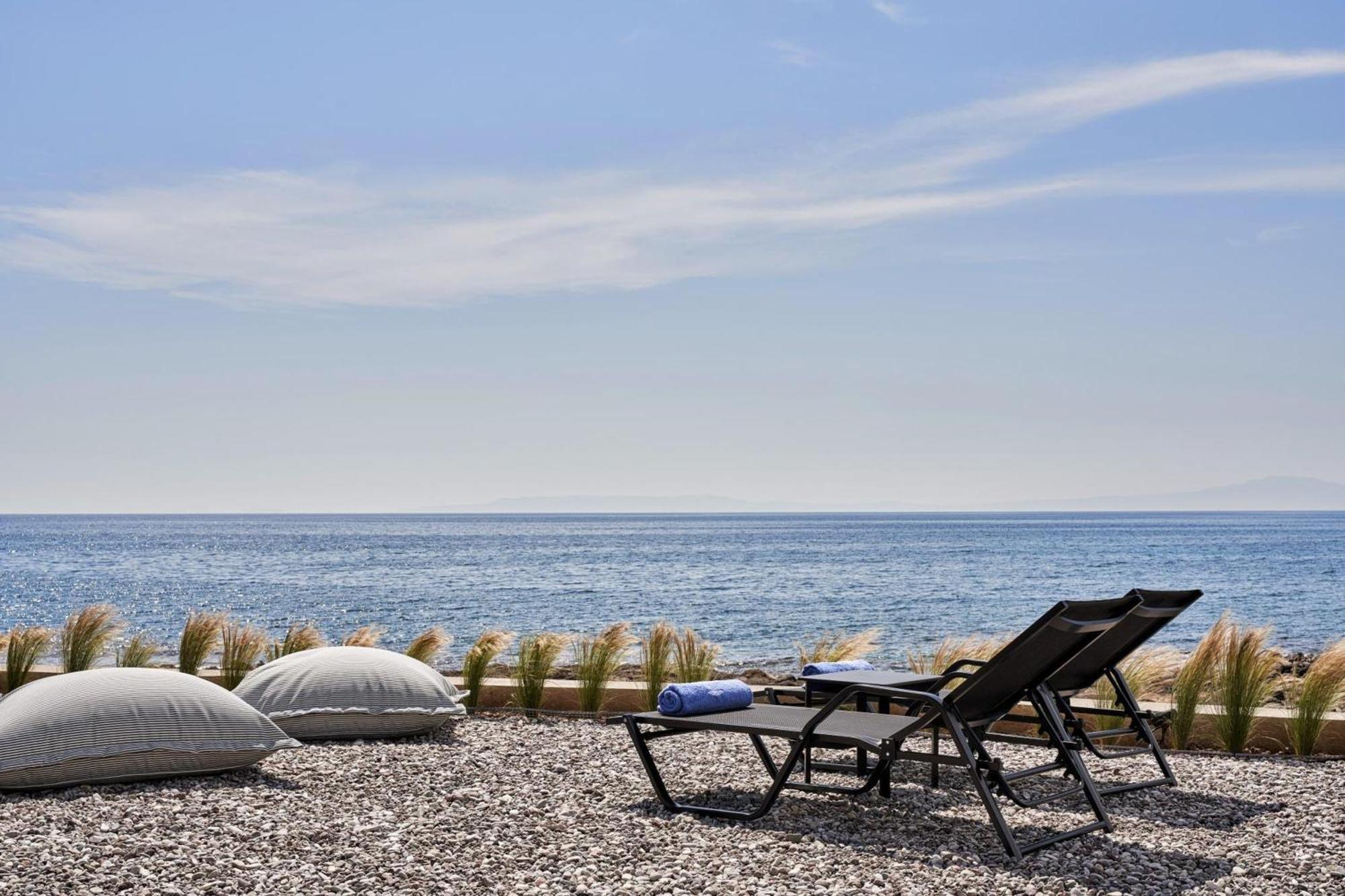 Beachfront Alassa Villas With Private Pools Kotronion  ภายนอก รูปภาพ