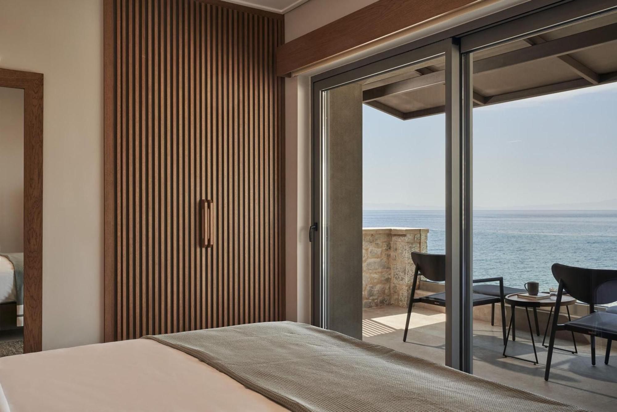 Beachfront Alassa Villas With Private Pools Kotronion  ภายนอก รูปภาพ