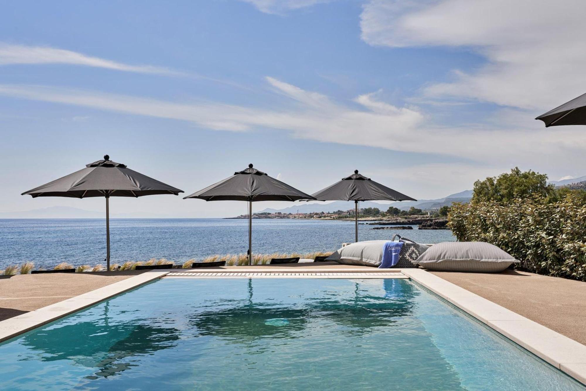Beachfront Alassa Villas With Private Pools Kotronion  ภายนอก รูปภาพ