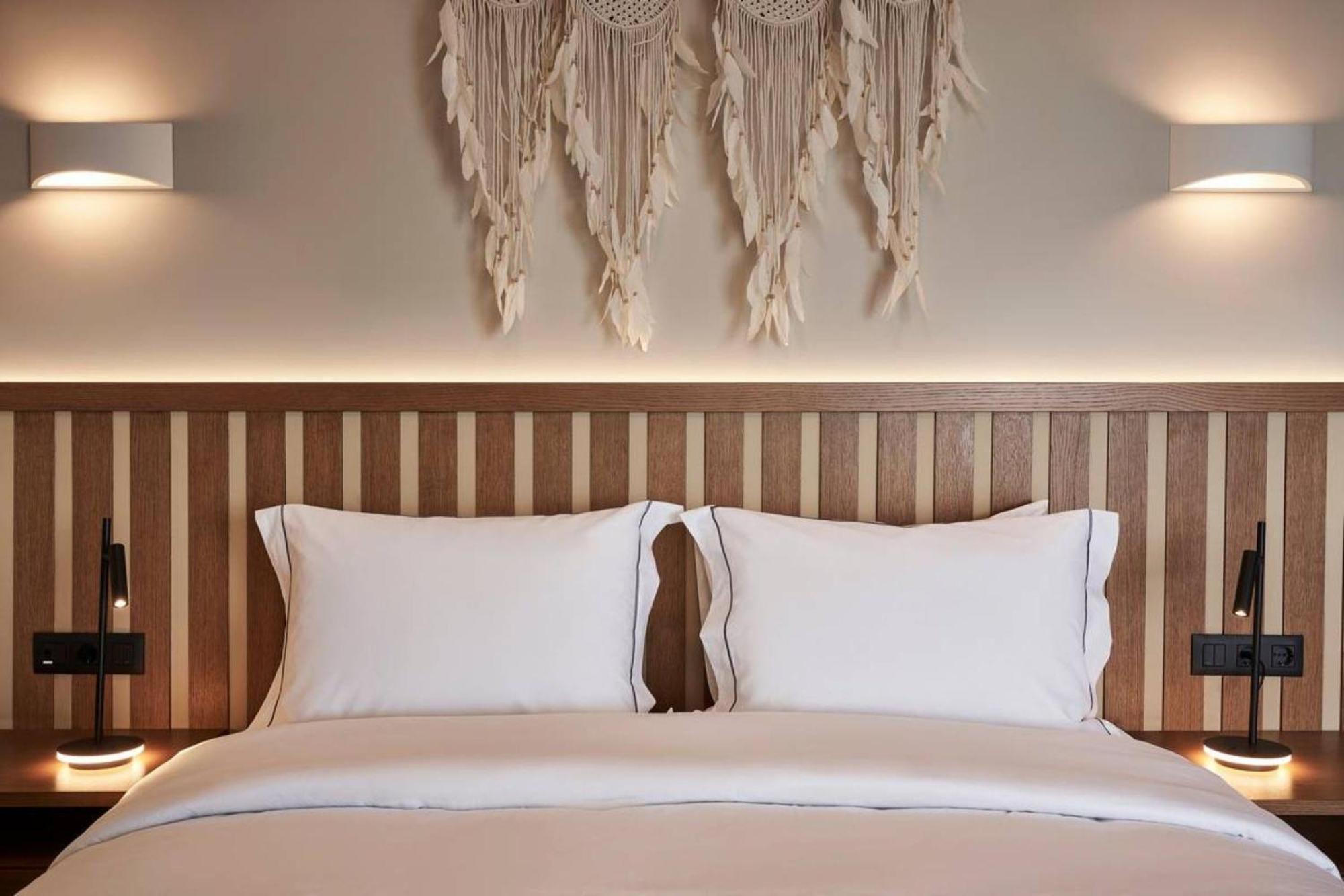 Beachfront Alassa Villas With Private Pools Kotronion  ภายนอก รูปภาพ