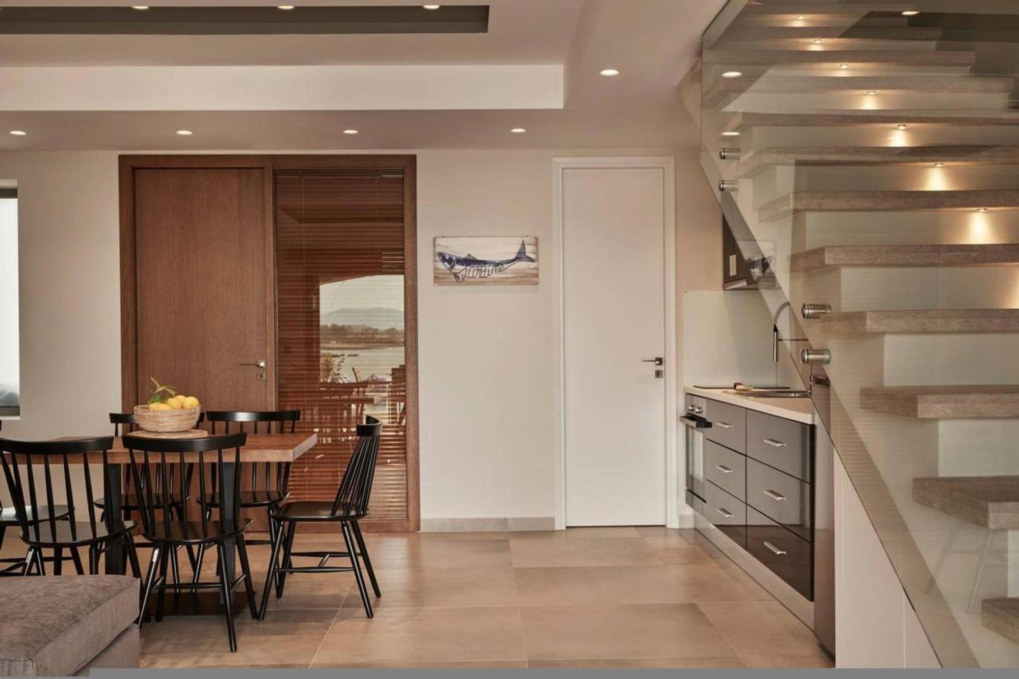 Beachfront Alassa Villas With Private Pools Kotronion  ภายนอก รูปภาพ